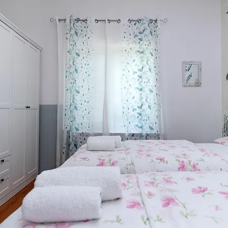Lavanda Villa *